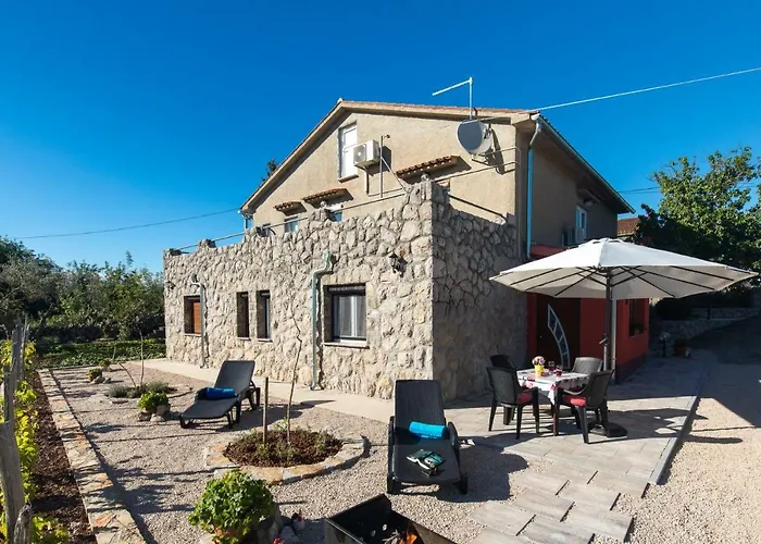 Doris, Nenadici Διαμέρισμα *