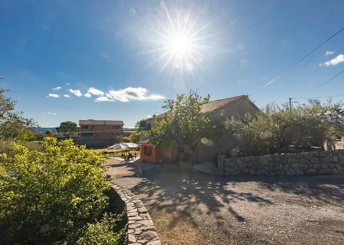 Doris, Nenadici * Nenadici (Krk)