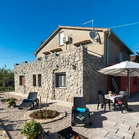 Doris, Nenadici Апартаменты *